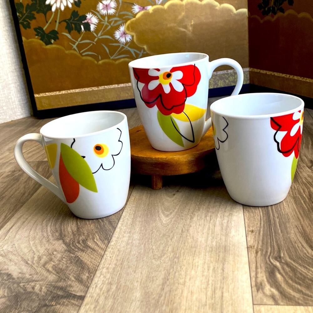 Corsica Fiji Set of 3 White Porcelain Mugs‎ Tropical Florals